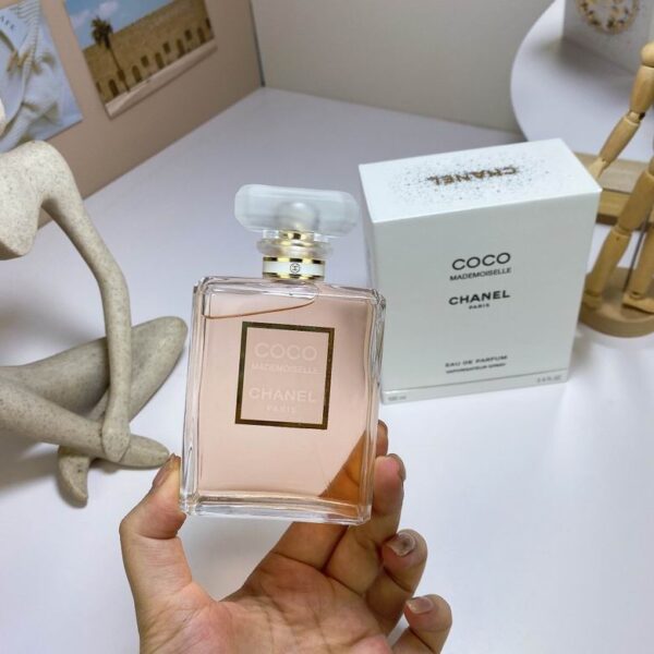 Chanel Coco Mademoiselle Eau de Parfum Spray for Women – 100 ml
