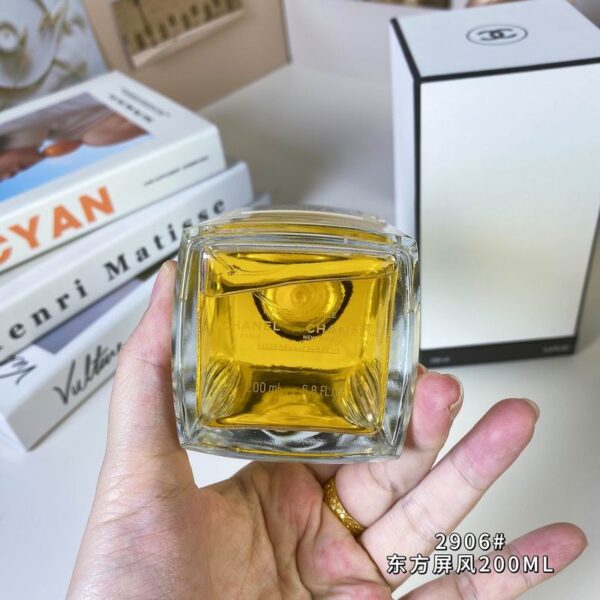 Chanel Sycomore Les Exclusifs de Chanel Eau de Parfum 200ml Unisex Perfume