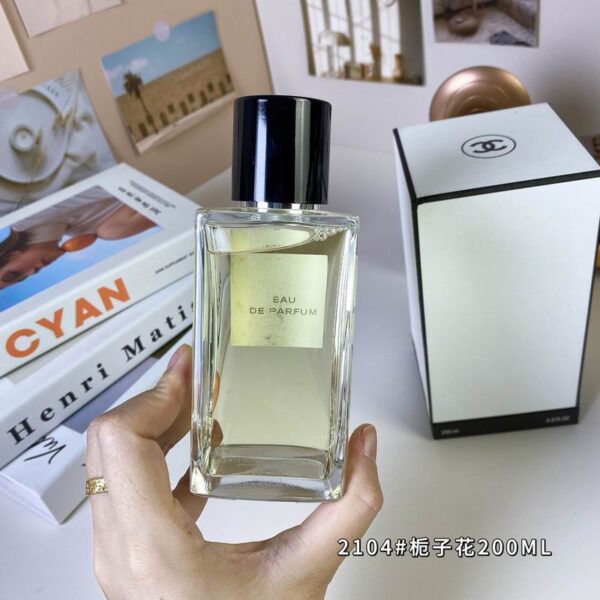 1957 LES EXCLUSIFS DE CHANEL – Eau de Parfum Size: 6.8 oz / 200ml (EDP)