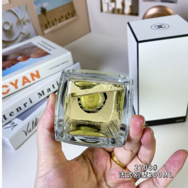 Chanel 1932 Les Exclusifs de Chanel Eau de Parfum – Women’s Perfume, 200ml / 6.8 oz