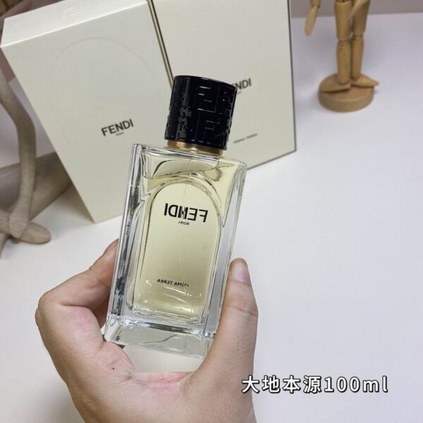 Fendi Prima Terra Eau de Parfum 100 ml / 3.4 oz – Unisex Luxury Fragrance