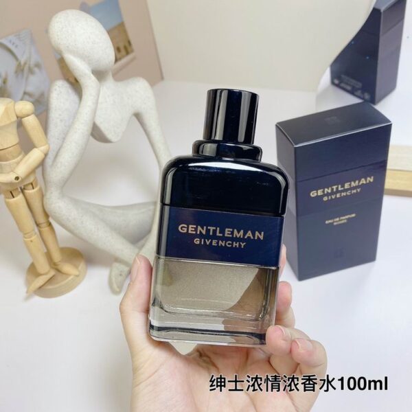 Givenchy Gentleman Intense Eau de Toilette for Men, 3.3 oz / 100 ml