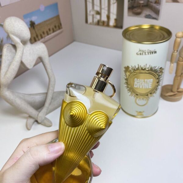 Jean Paul Gaultier Divine Eau de Parfum Spray – 1.7 fl. oz. / 50ml (For Women)