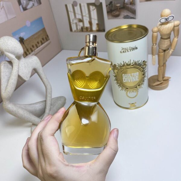 Jean Paul Gaultier Divine Eau de Parfum Spray – 1.7 fl. oz. / 50ml (For Women)