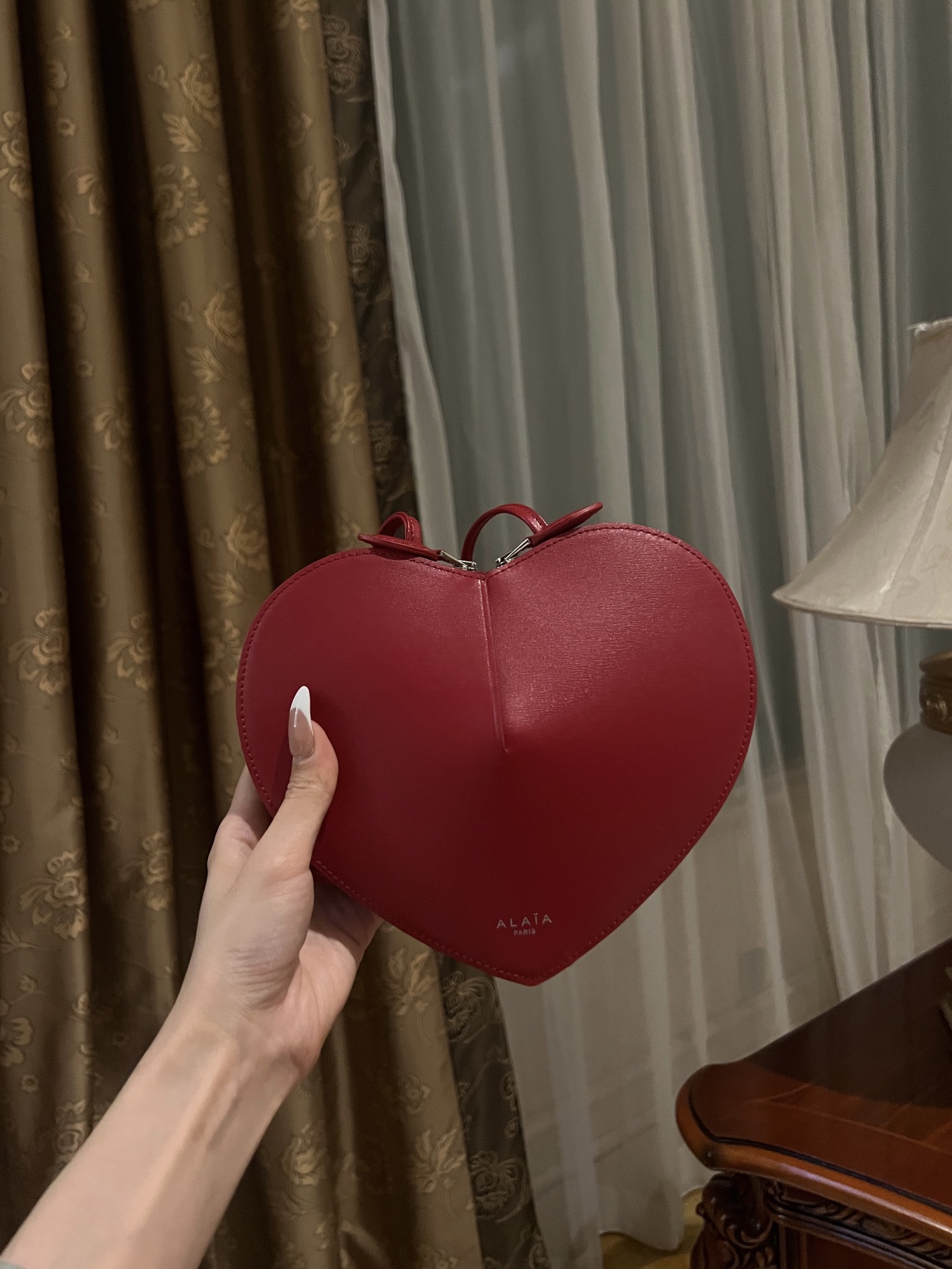 ALAIA Lux Calfskin Le Coeur Bag Lacquer Red 1456493