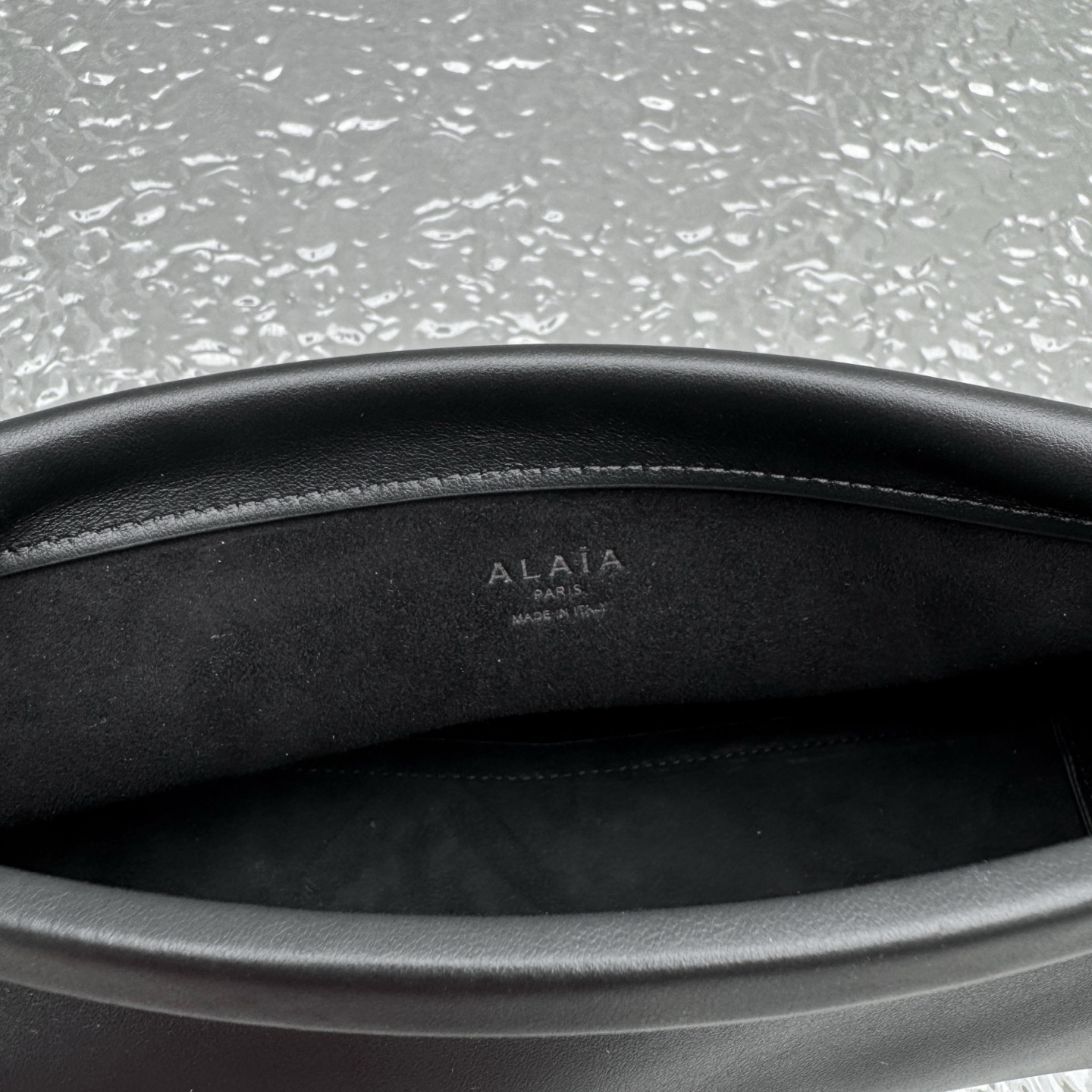 Alaïa Le Click Large leather shoulder bag - Shoulder Bags -