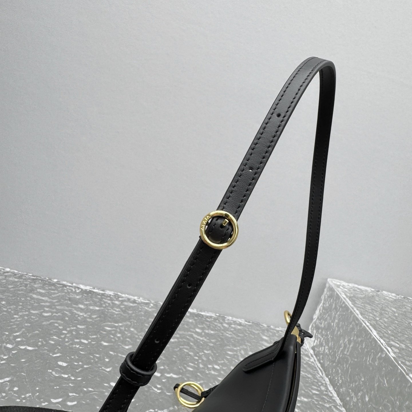 Alaïa Le Click Large leather shoulder bag - Shoulder Bags -