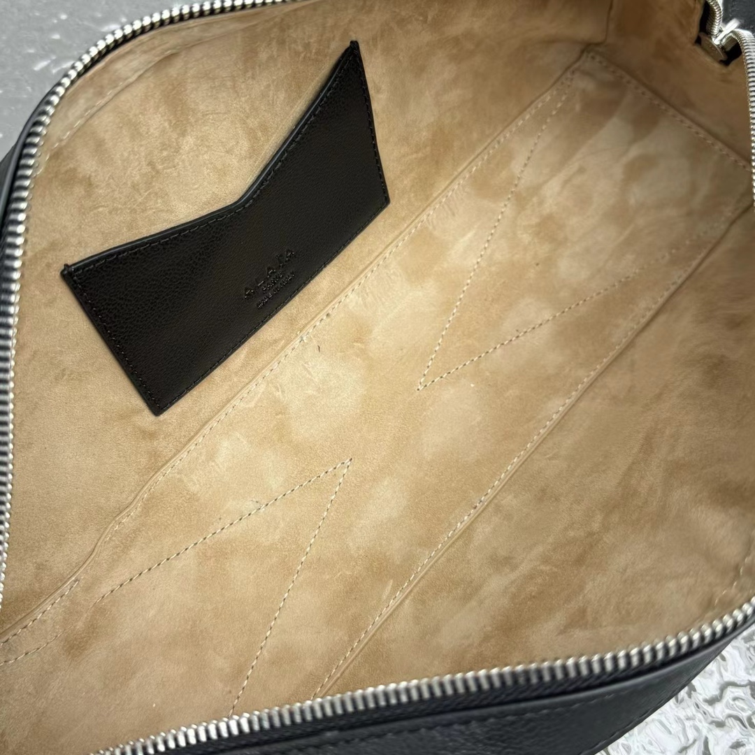 Alaïa ALAIA Handbags T. Leather Black 1534075 Alaia00219