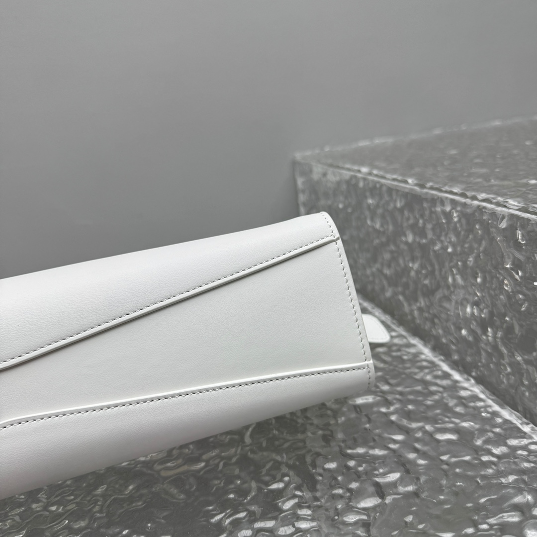 Alaïa East West S Shoulder Bag in White | Alaia002214
