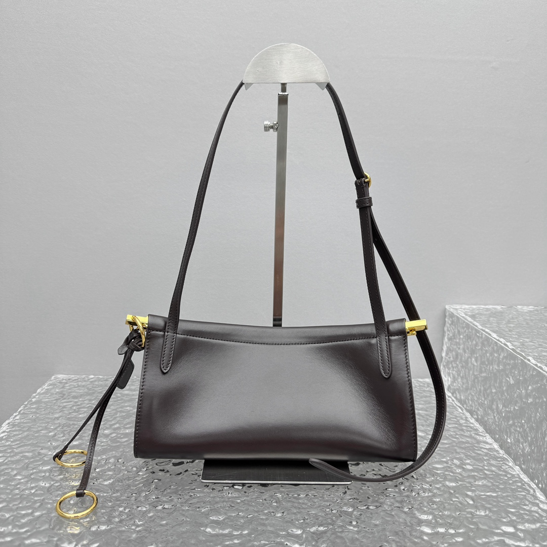 Alaïa Le Click Large leather shoulder bag - Shoulder Bags