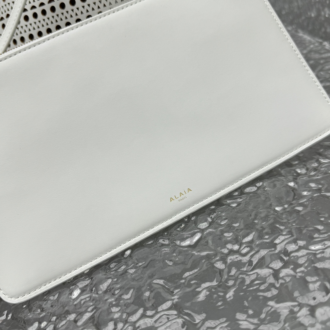 Alaïa Neo Mina 20 Leather top Handle bag - White