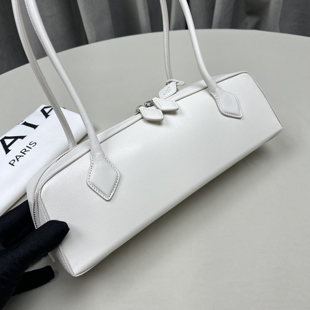 Alaia Le teckel leather bag Alaïa White in Leather - 54281222