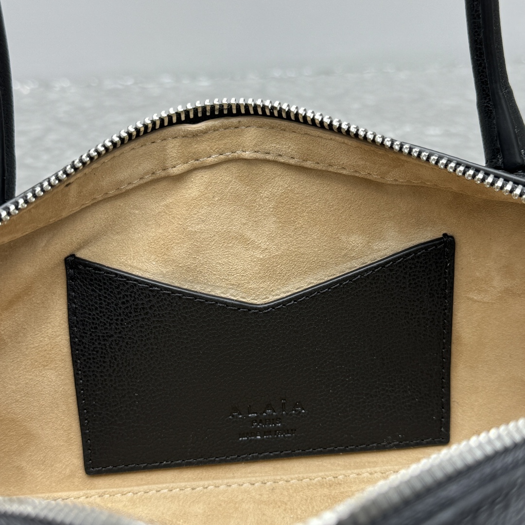 ALAIA Goatskin Small Le Teckel Bag Black 1623458