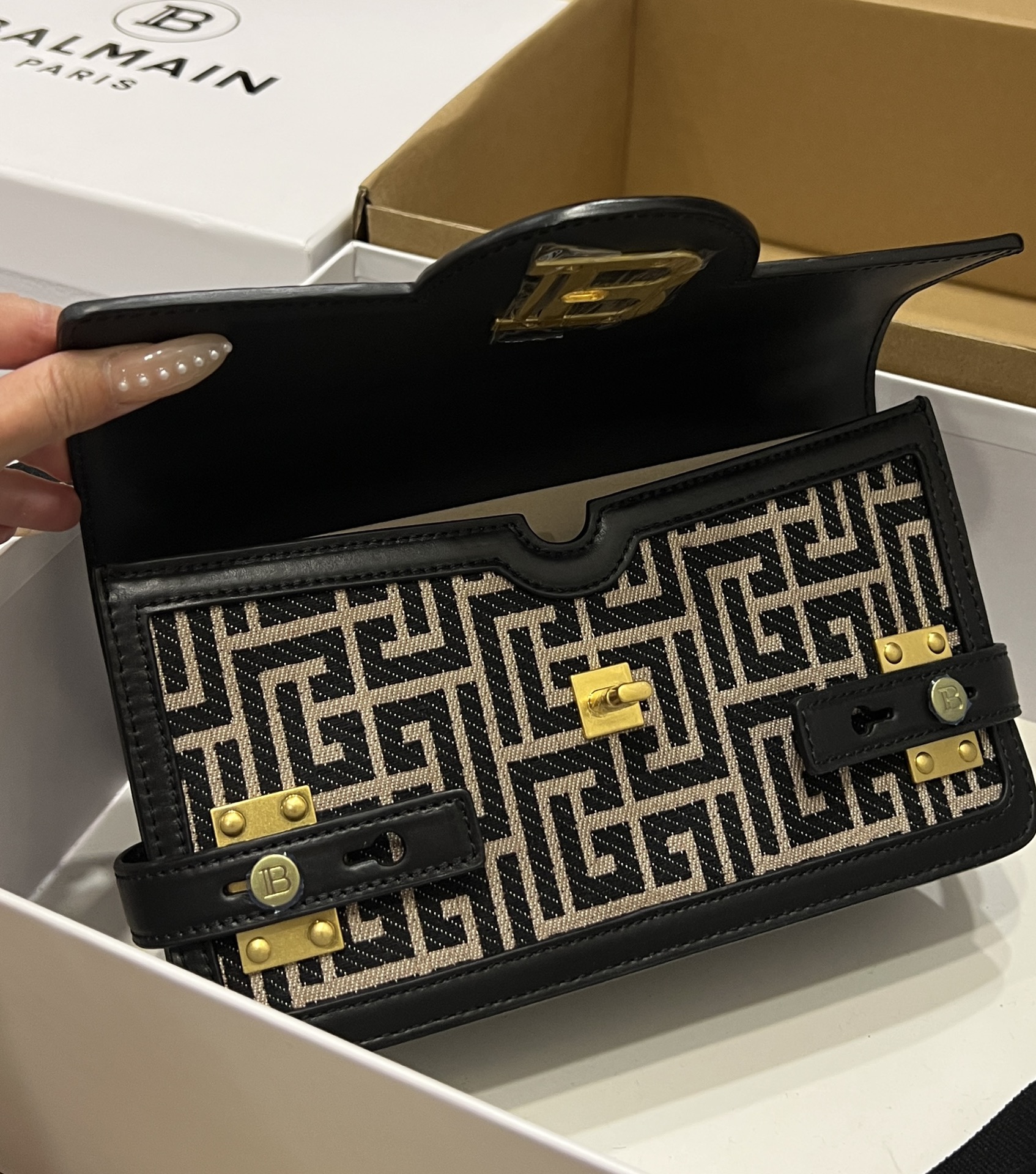 B-Buzz Shoulder 24 Purse - Balmain - Cotton - Ivory/Black ref.1752092 -  BALMAIN 00029