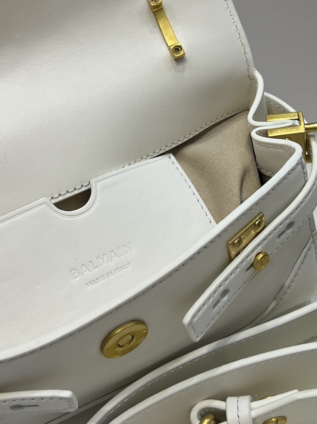 BALMAIN  0009