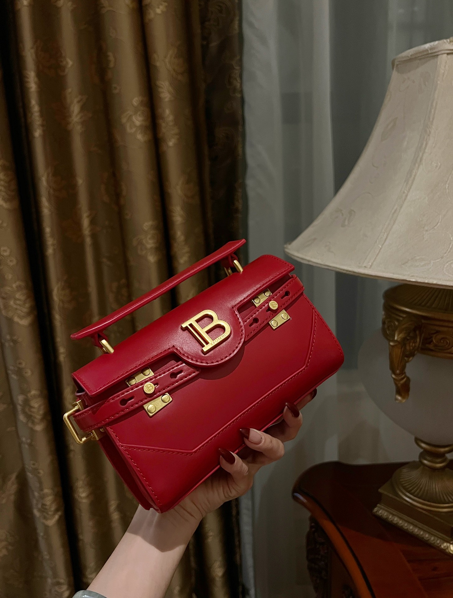 Balmain Smooth leather B-Buzz 24 bag in red- Women | BALMAIN
