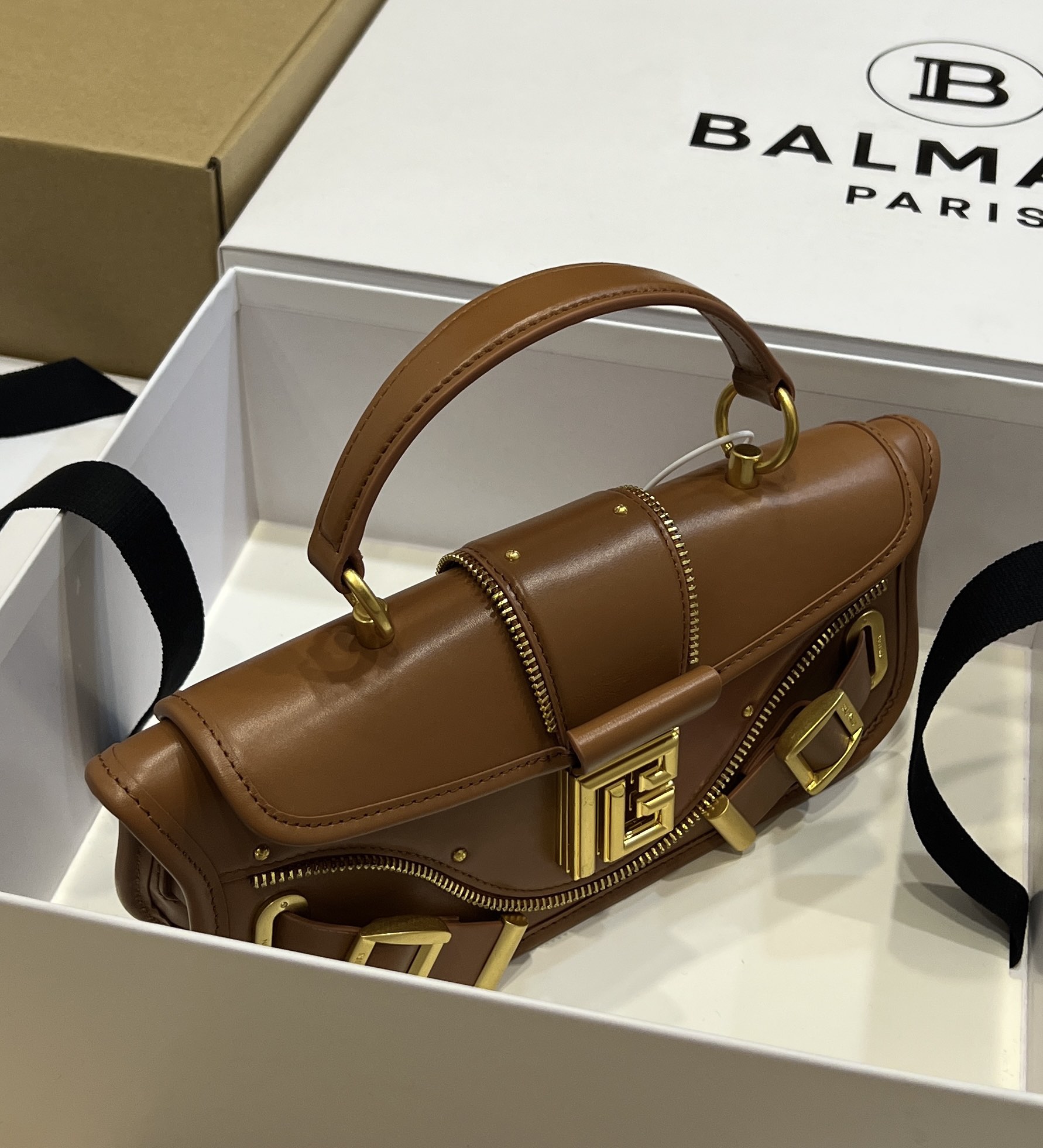 Balmain   - Blaze  leather baguette bag in brown with metal logoBALMAIN  0029