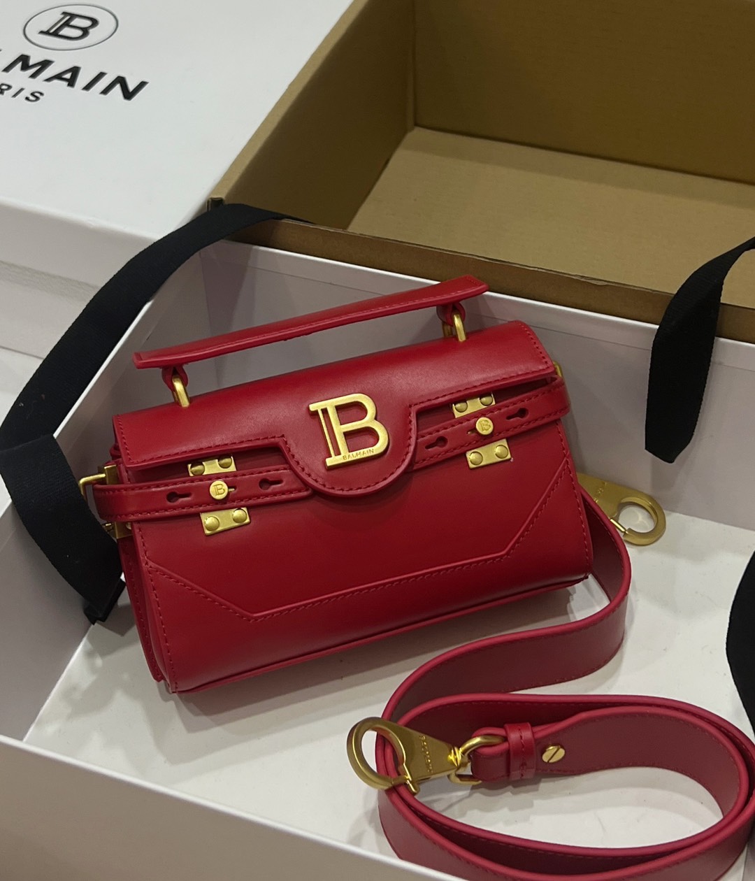 Balmain Smooth leather B-Buzz 19 bag in red | 24s
