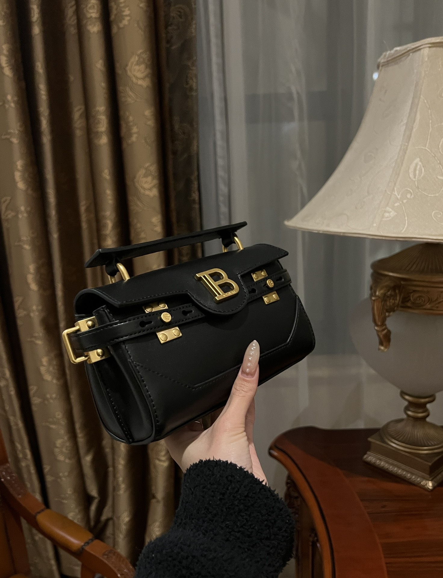 Balmain B-Buzz 19 Shoulder Bag | Black | BALMAIN  0039