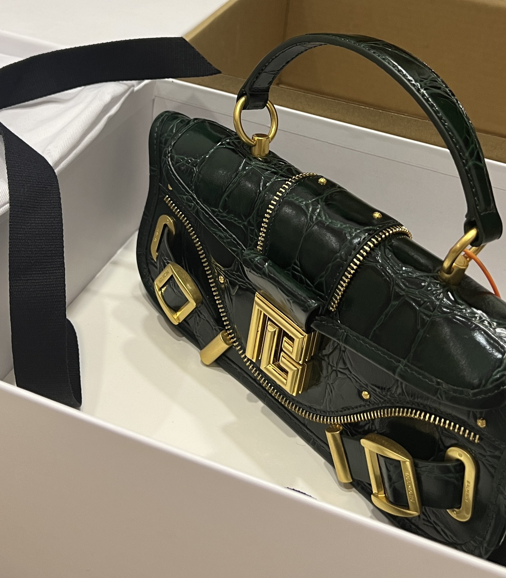 Blaze Small leather shoulder bag in black - Balmain |