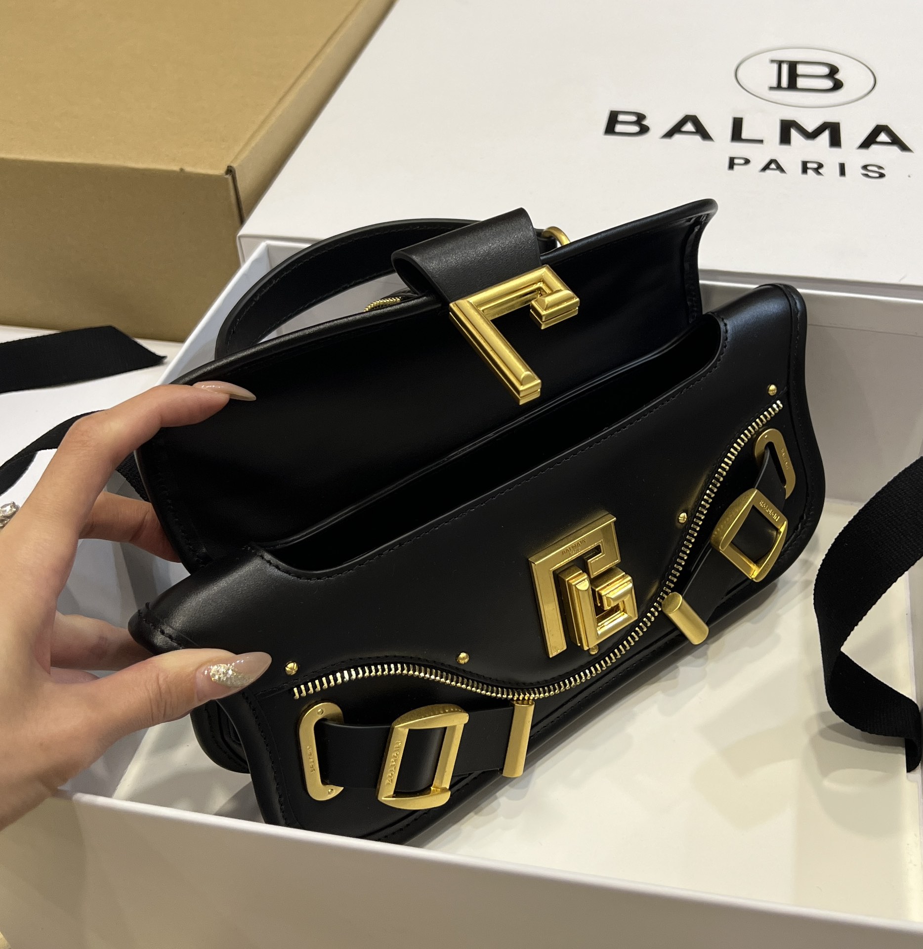 BALMAIN Blaze Buckled Leather Cross-Body Bag in BALMAIN  0069