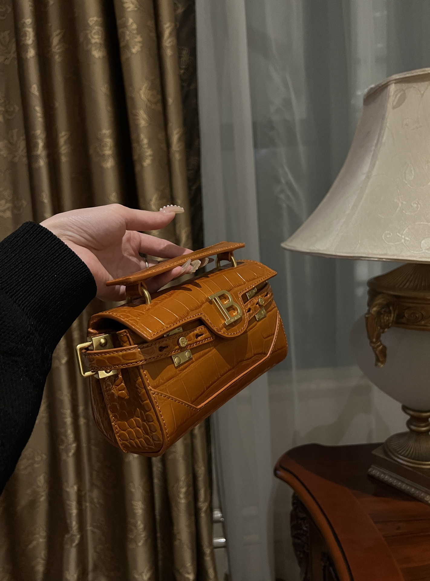 Balmain brown B-Buzz 19 Baguette Bag in Croc-embossed Leather For W