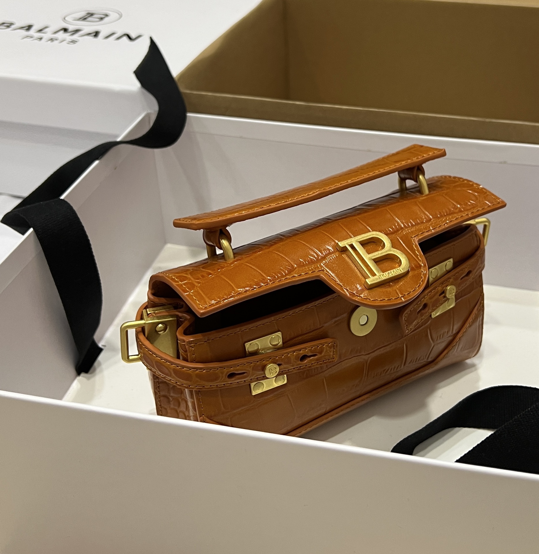 bag  Balmain Smooth brown Leather B-Buzz 19 Bag ...