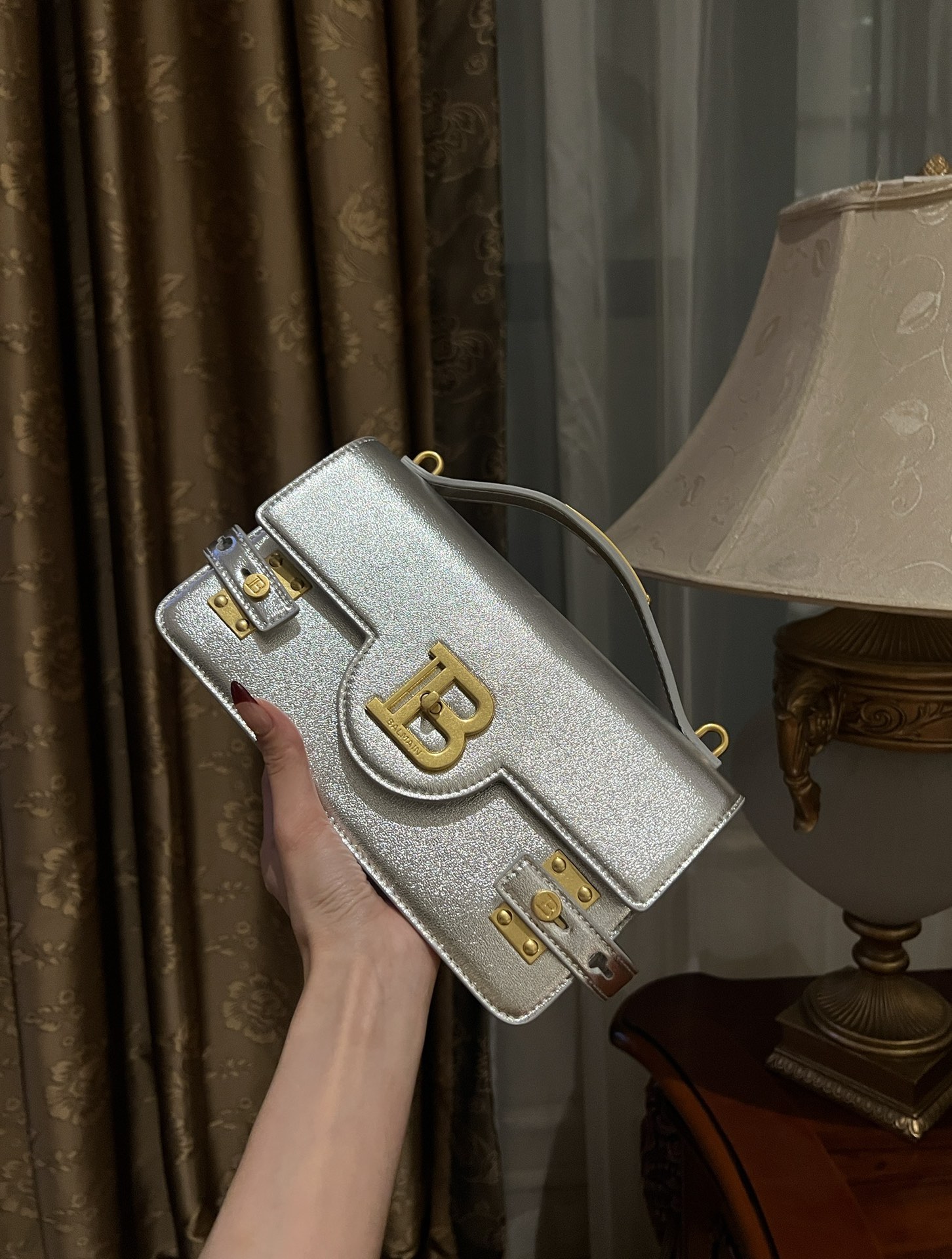 B-Buzz 24 Shoulder Bag – Balmain – Leather – silver