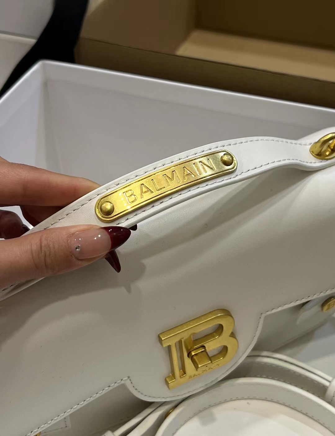 Balmain B-Buzz 24 Leather Tote Bag | White | BALMAIN  0159