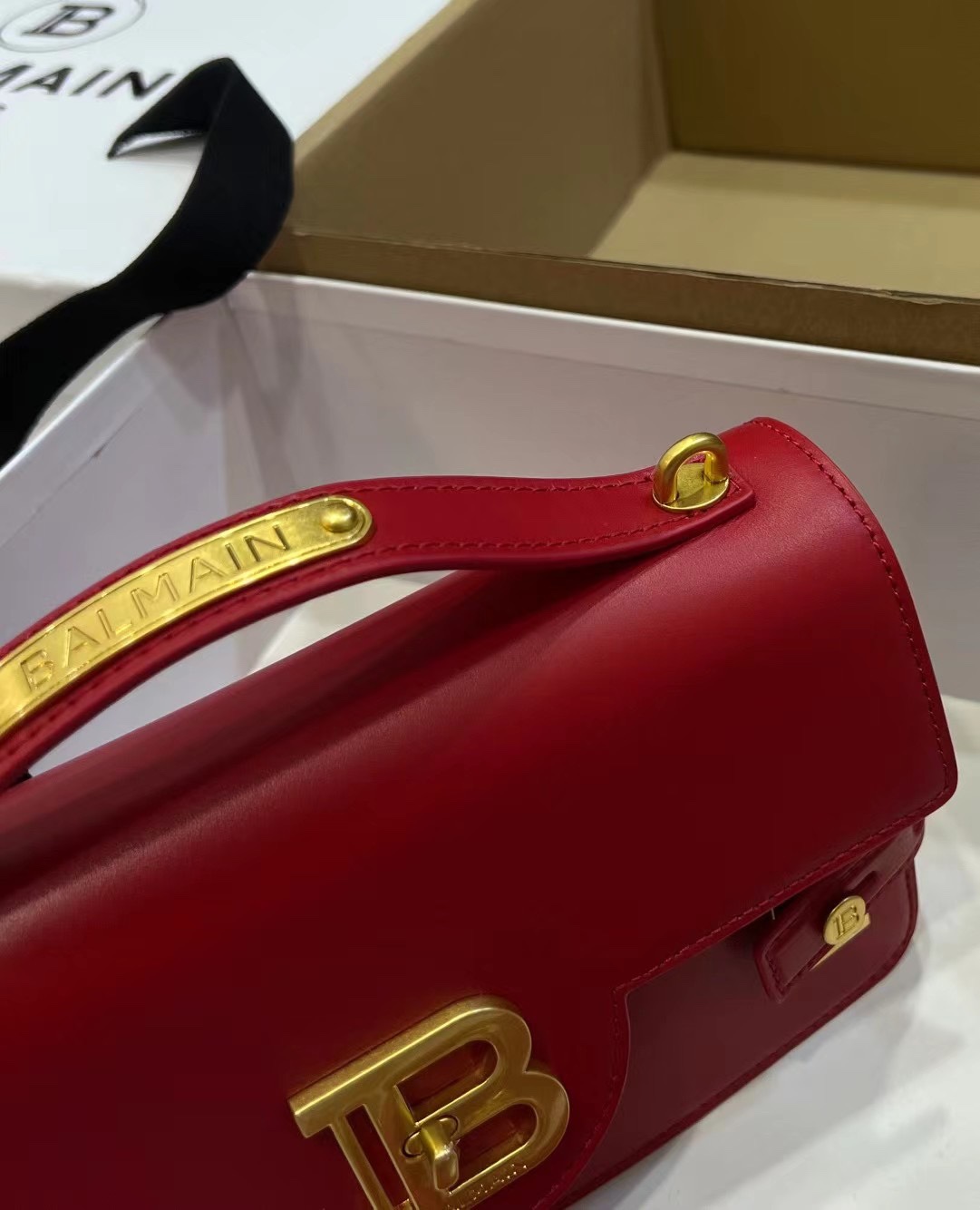 Balmain B-Buzz 24 Shoulder Bag | Red |  BALMAIN  0169