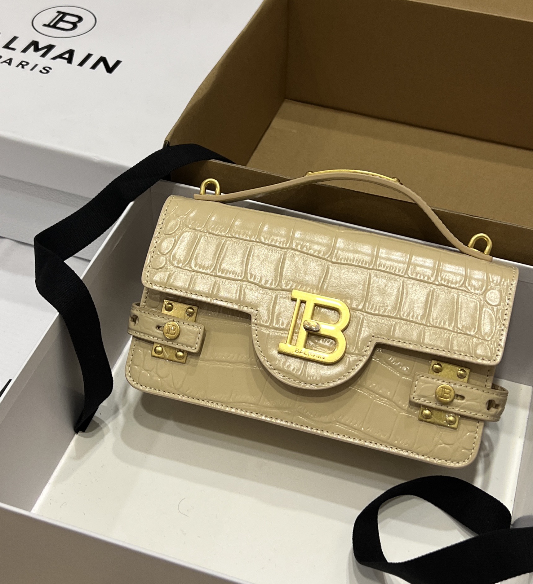 BALMAIN  B-Buzz 19 Crossbody - Balmain - Leather - Beige