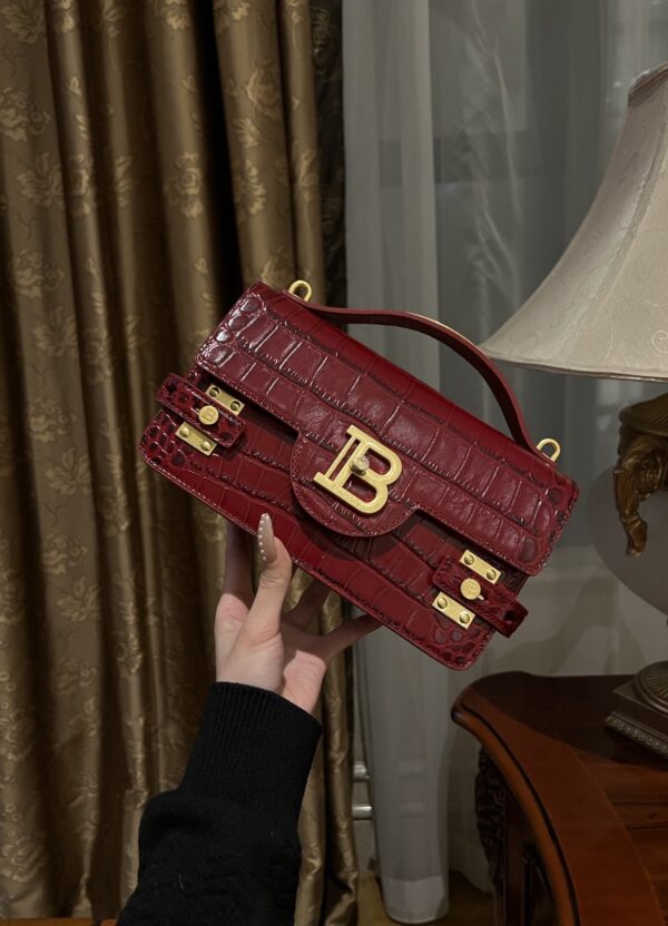 Balmain Smooth leather B-Buzz 24 bag red red - Women | BALMAIN