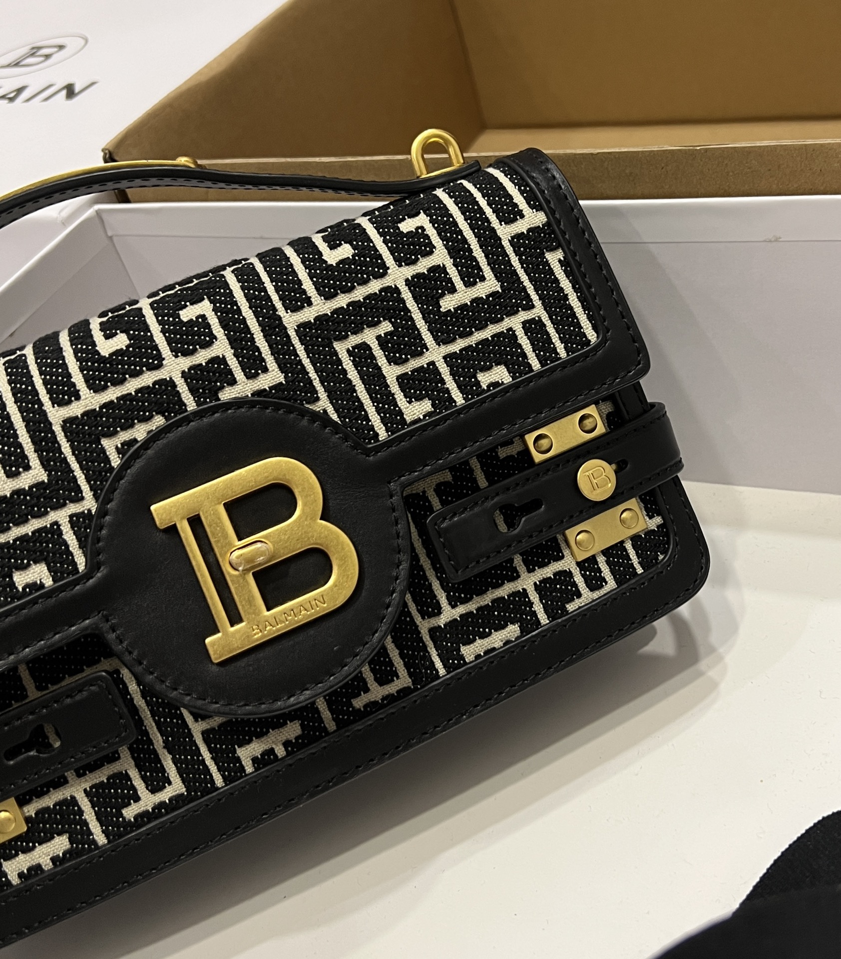Balmain B-Buzz Shoulder 24 bag in calfskin and PB jacquard canvas