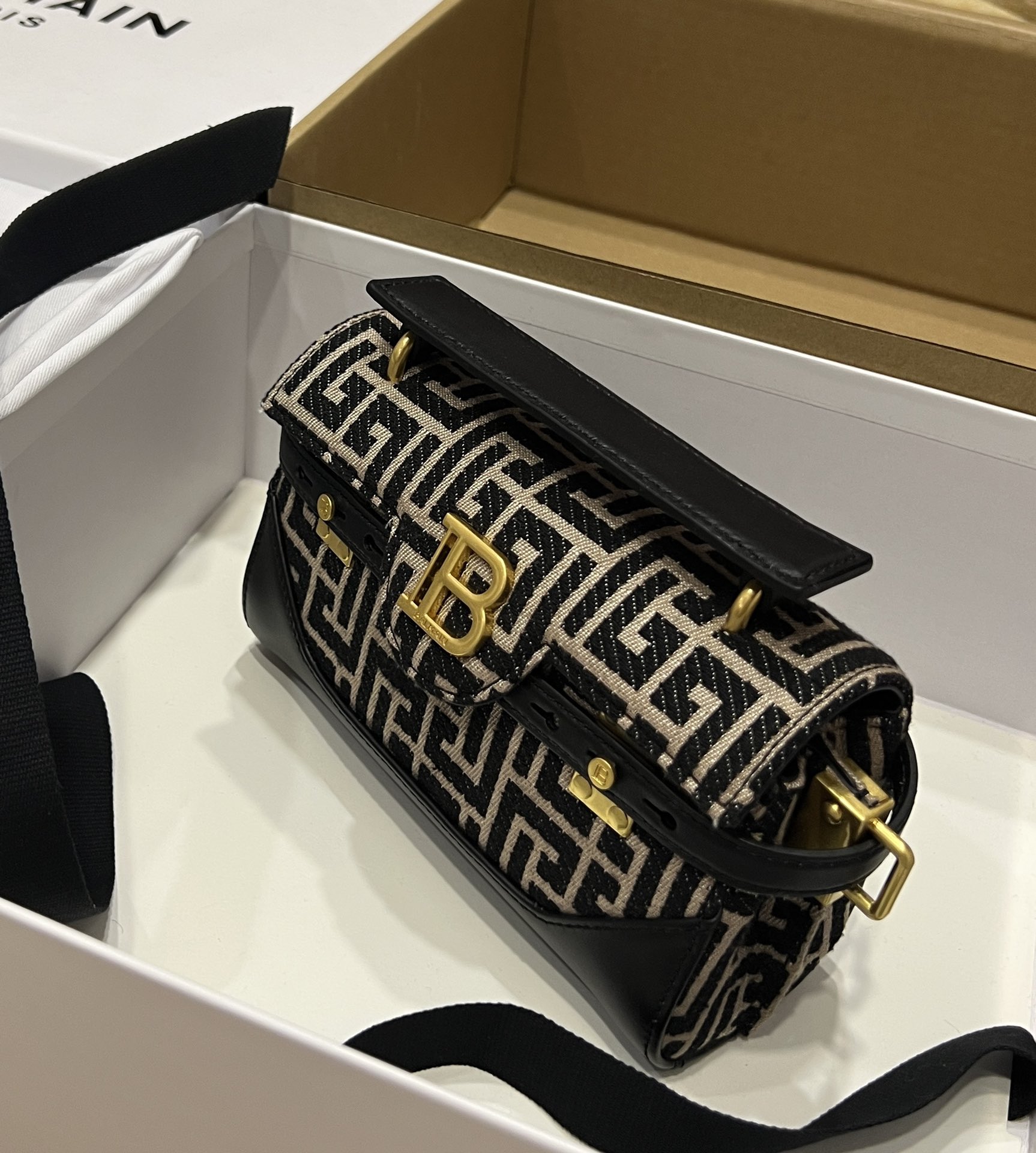 Balmain Women's B-Buzz 19 Leather Bag with Jacquard