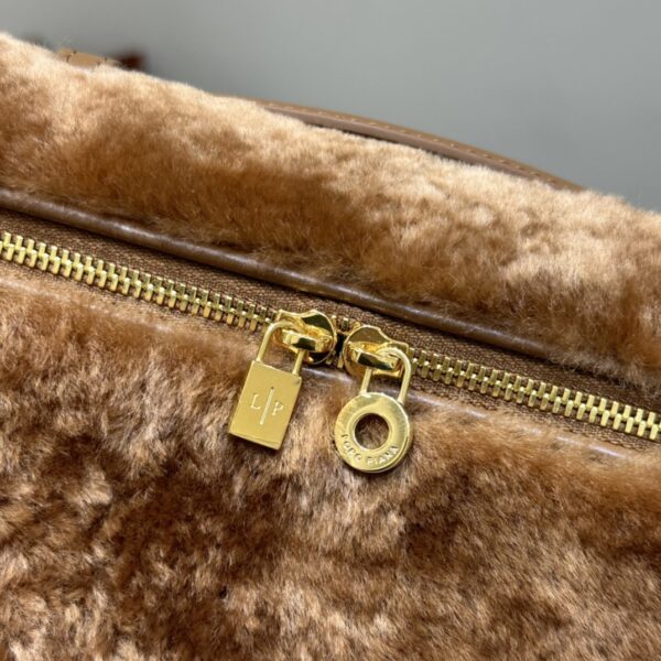 Loro Piana Extra Pocket L19 Ram Leather Brown Shadow/Sun Gold | Loro Piana LU