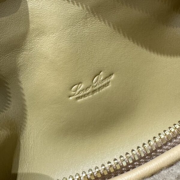 LORO PIANA CashFur Calfskin L19 Extra Pocket Pouch bag gray Ancient Paper 1428161