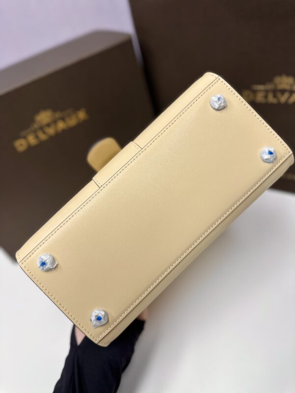 Delvaux Logo Shoulder Bag in Natural | Delvaux 00149