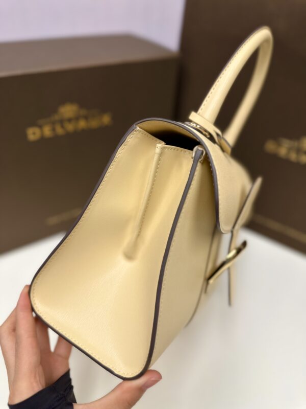 Delvaux Logo Shoulder Bag in Natural | Delvaux 00149