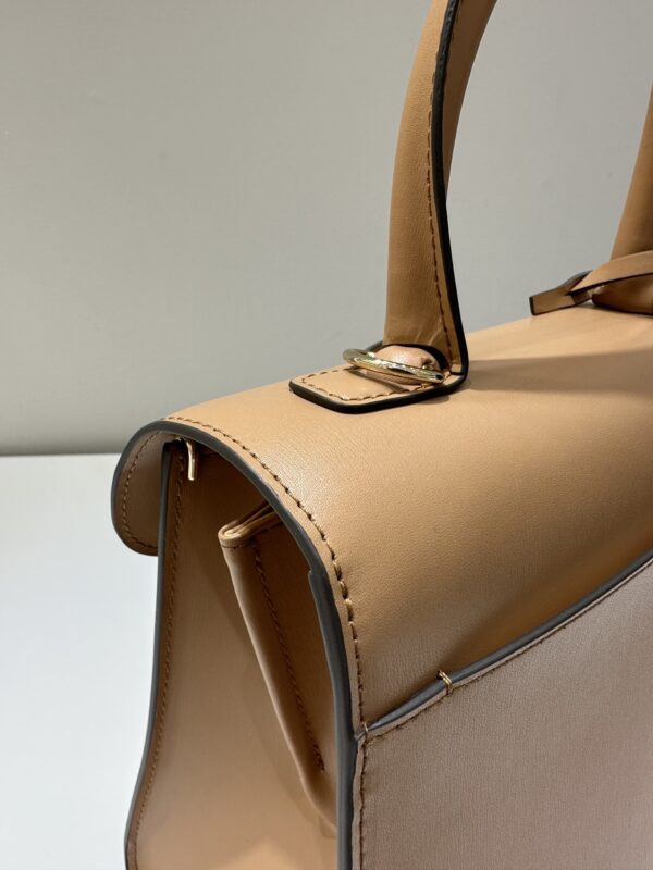 Brillant leather handbag Delvaux Brown in Leather