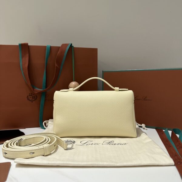 Extra pocket leather handbag Loro Piana Beige in Leather