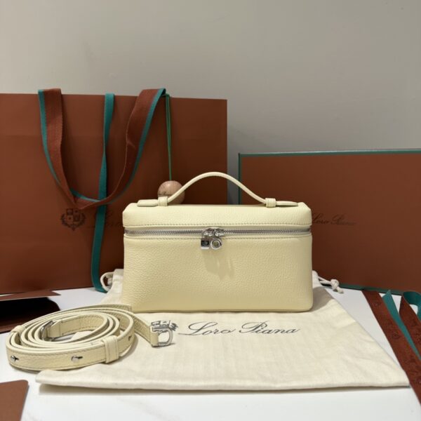 Extra pocket leather handbag Loro Piana Beige in Leather