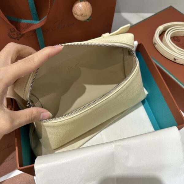 Extra pocket leather handbag Loro Piana Beige in Leather