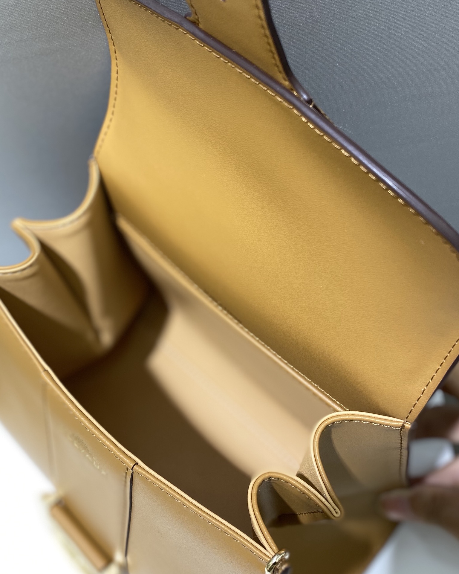 DELVAUX Grained Calfskin Mini Brillant Satchel brown1431298 |