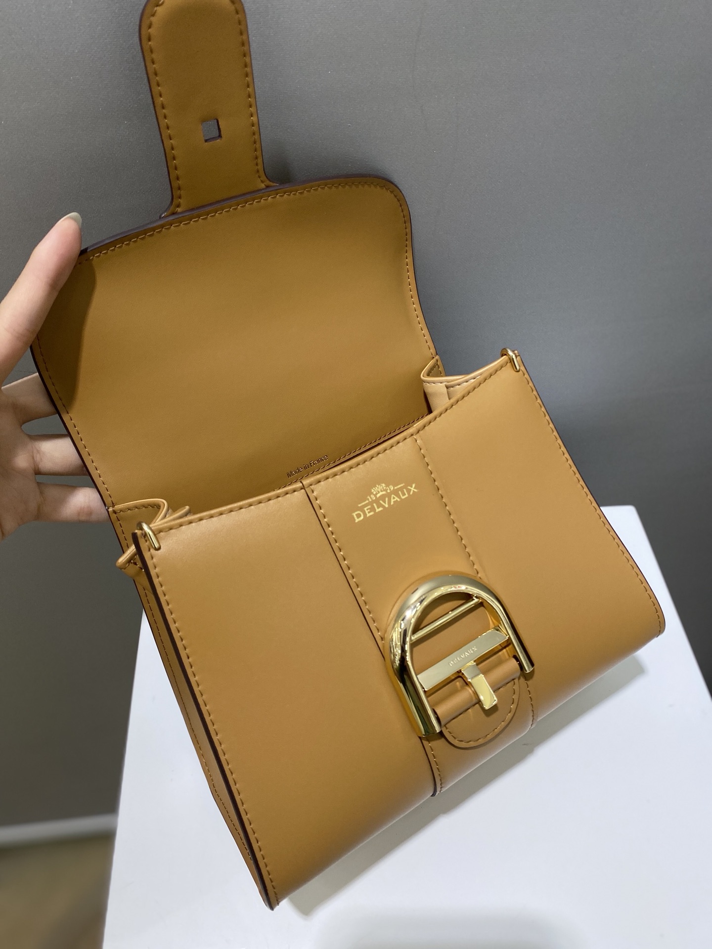 DELVAUX Grained Calfskin Mini Brillant Satchel brown1431298 |
