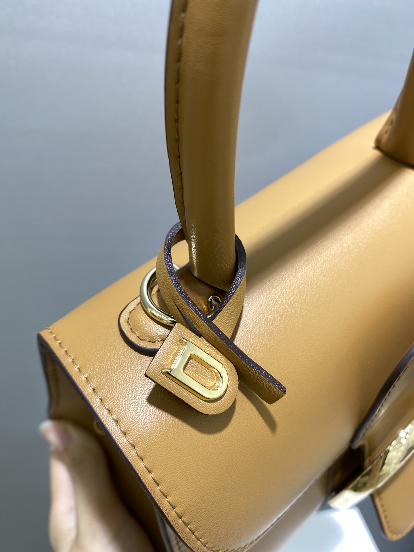 DELVAUX Grained Calfskin Mini Brillant Satchel brown1431298 |