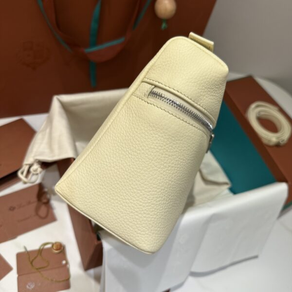 Loro Piana Clutch Bag Tas Pouch Loro Piana 19 beige
