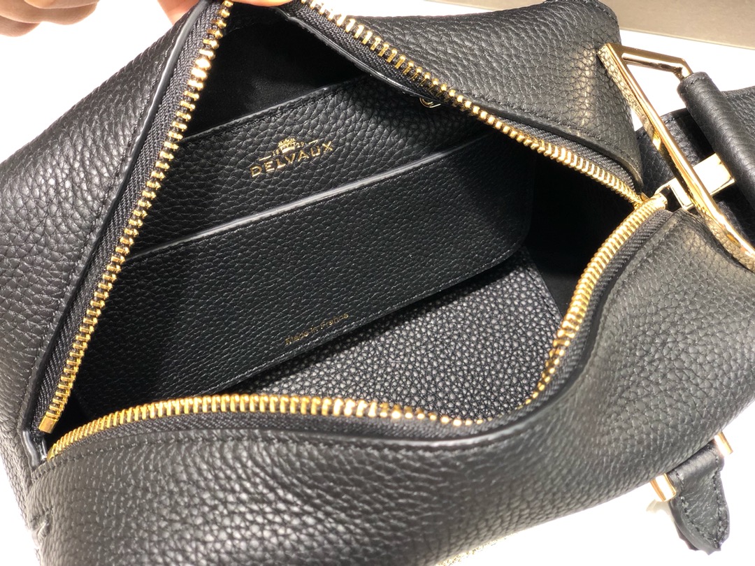 Delvaux Cool box Black Leather ref.252888