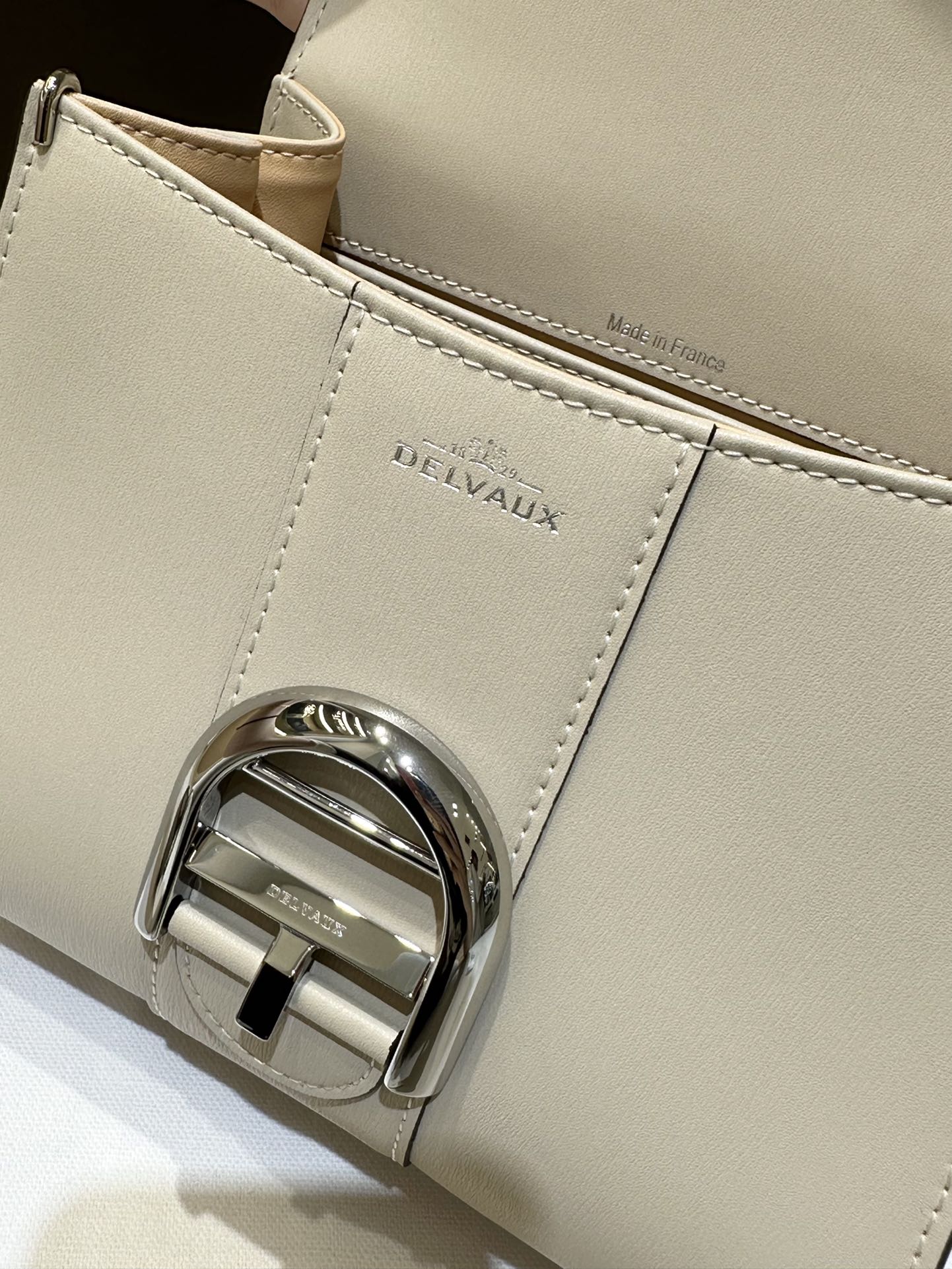 DELVAUX Box Calfskin Mini Brillant Satchel Ivory 1172448