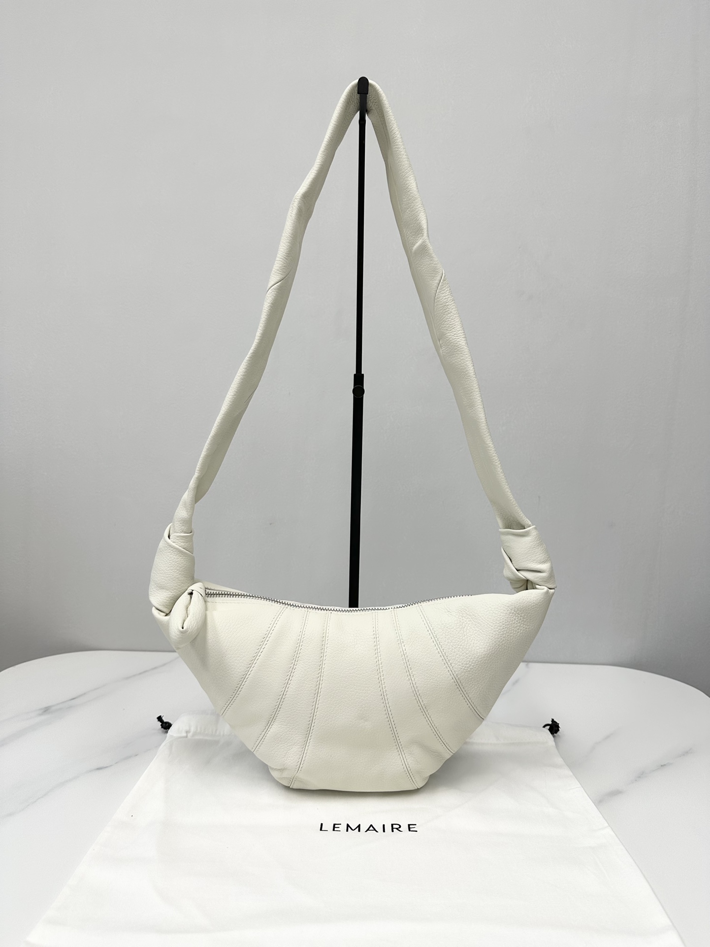 LEMAIRE Croissant Shoulder Bag | white.