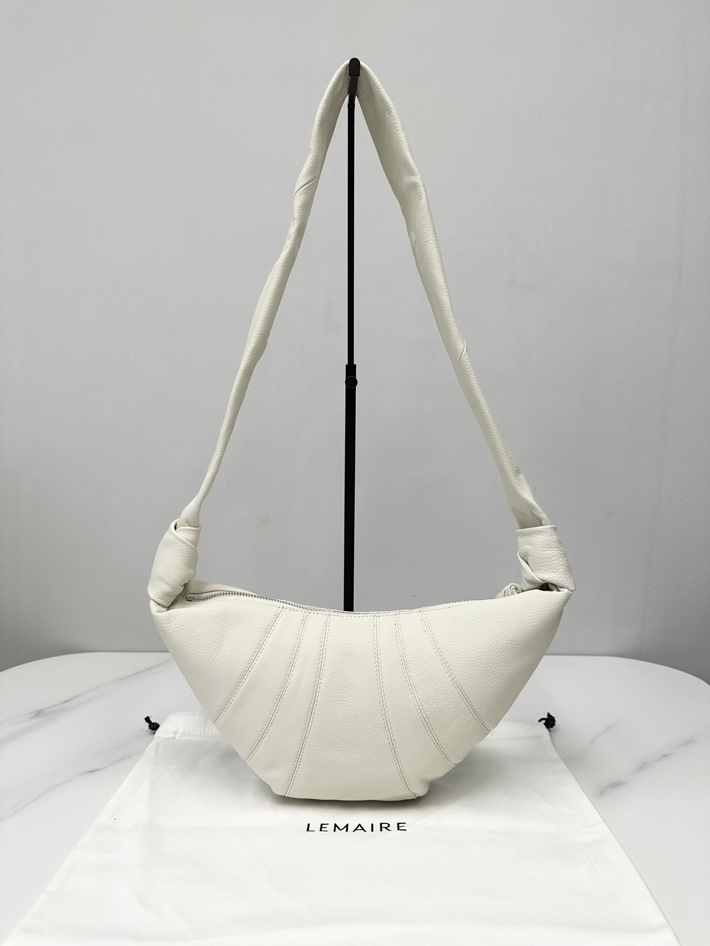 LEMAIRE Croissant Shoulder Bag | white.